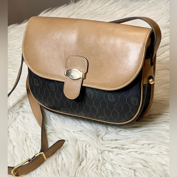 Authentic Christian Dior shoulder bag - Picture 12 of 16